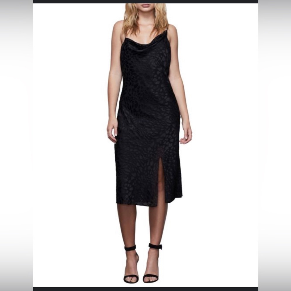 GOOD AMERICAN velvet dress